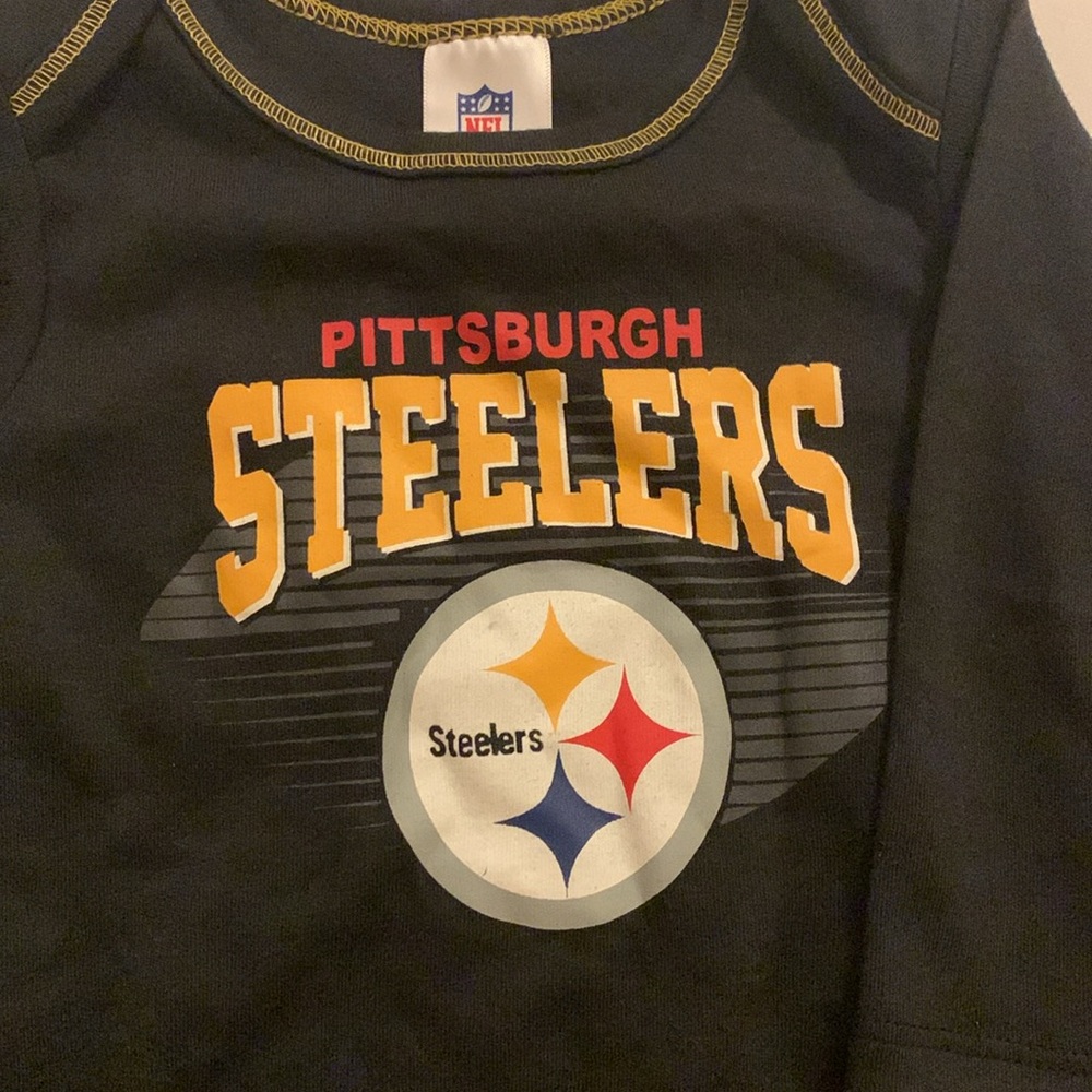 NFL Steelers baby long sleeve onesie. New with tags - Picture 3 of 3